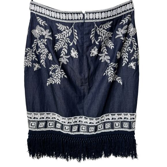 ELLE SASSON Beaded Fringe Floral Embroidery Mini Skirt Navy White Size 36/4 - Picture 2 of 9